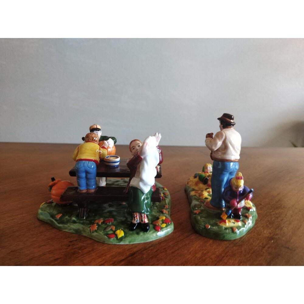 Dept 56 Original Snow Village #54982 Preparing For Halloween 1999 Retired Set /2 - Picture 8 of 13